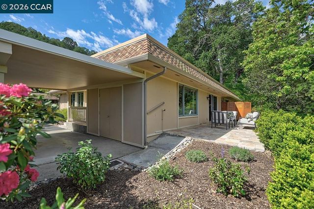 2181 Ptarmigan Dr 2, Walnut Creek, CA 94595