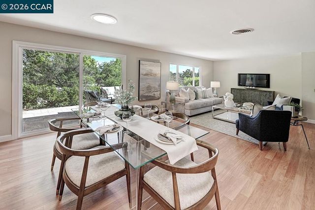 2181 Ptarmigan Dr 2, Walnut Creek, CA 94595