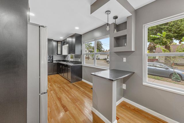 4400 29th Avenue S, Minneapolis, MN 55406