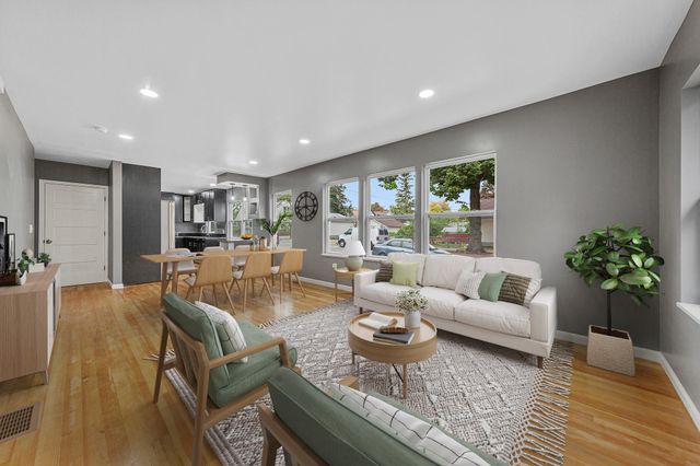 4400 29th Avenue S, Minneapolis, MN 55406