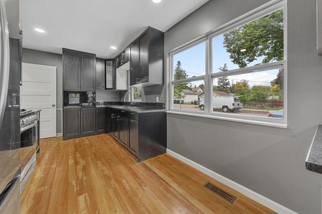 4400 29th Avenue S, Minneapolis, MN 55406