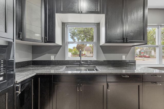 4400 29th Avenue S, Minneapolis, MN 55406