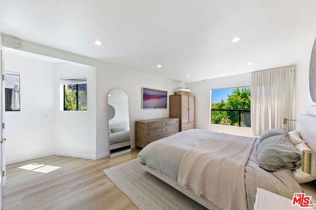 2919 Valmere Drive, Malibu, CA 90265