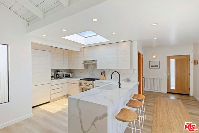 2919 Valmere Drive, Malibu, CA 90265