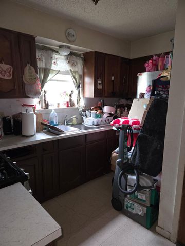 714 S C M Allen PKWY, San Marcos, TX 78666