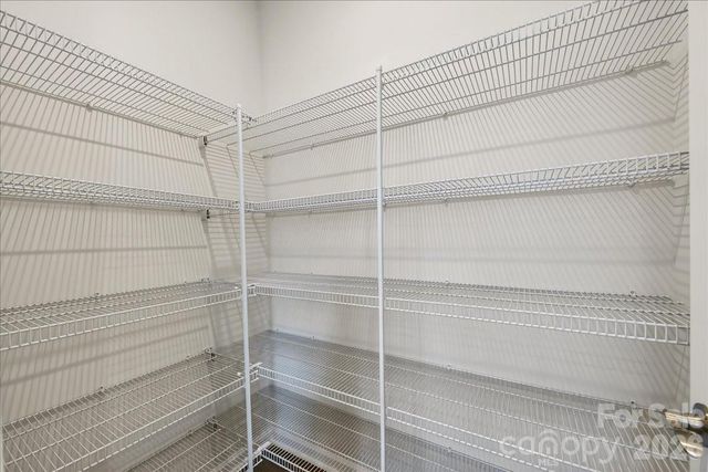 8426 Discovery Lane, Charlotte, NC 28216