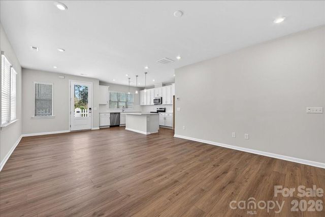 8426 Discovery Lane, Charlotte, NC 28216