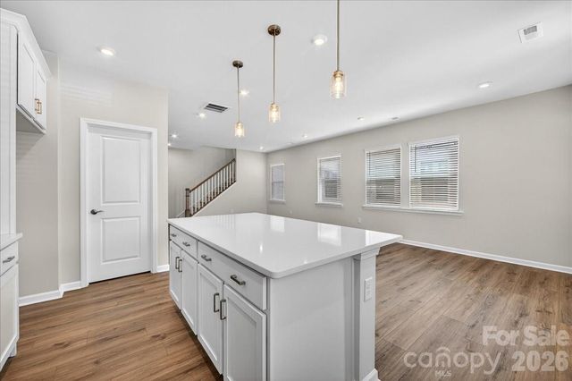 8426 Discovery Lane, Charlotte, NC 28216