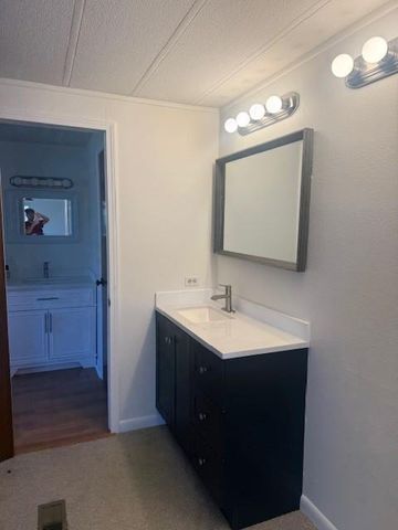 1581 FM 1626, Buda, TX 78610