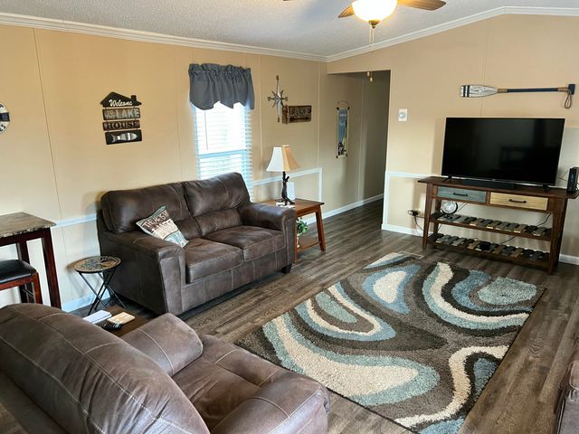 58 Cart Bell Ridge Road, Monticello, KY 42633