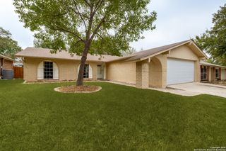 4913 Crestwood, Schertz, TX 78108