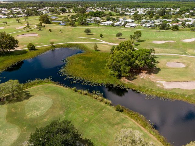 8020 Long Drive, Port St Lucie, FL 34952