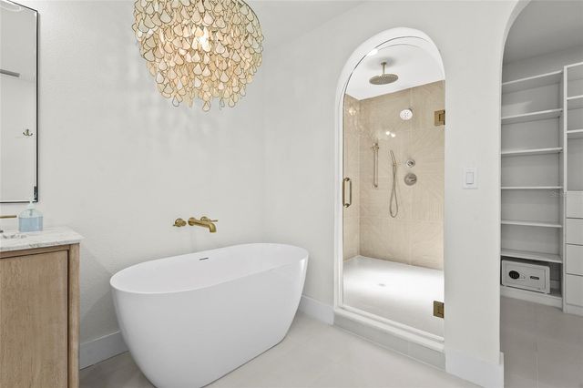 519 LOQUAT DRIVE, Anna Maria, FL 34216