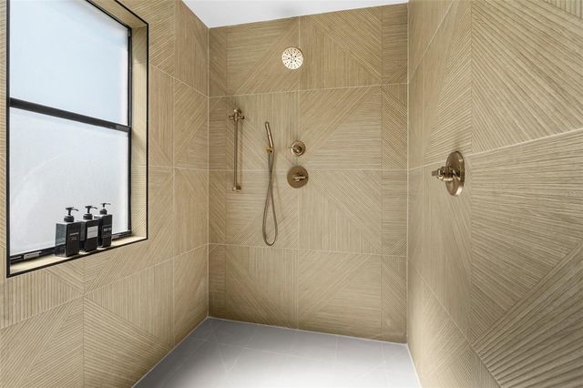 519 LOQUAT DRIVE, Anna Maria, FL 34216