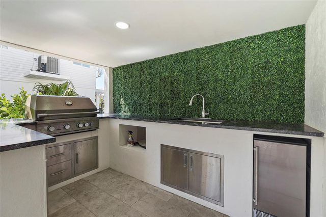 519 LOQUAT DRIVE, Anna Maria, FL 34216