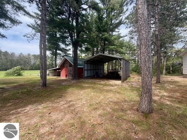 2659 N Johnson Road, Weidman, MI 48893