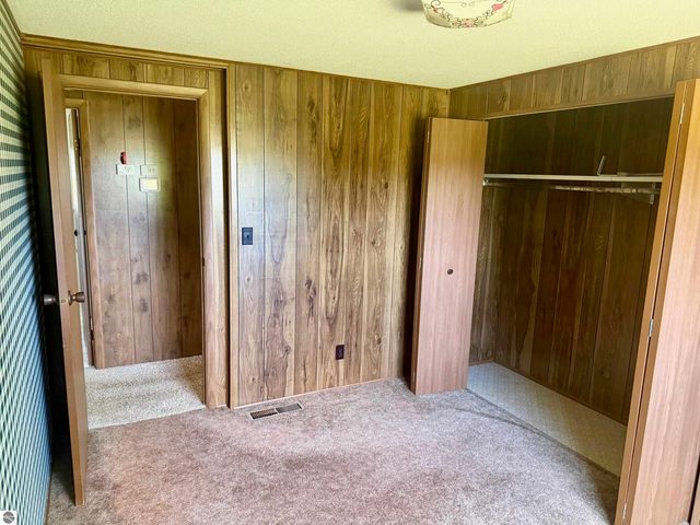2659 N Johnson Road, Weidman, MI 48893