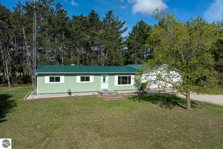 2659 N Johnson Road, Weidman, MI 48893