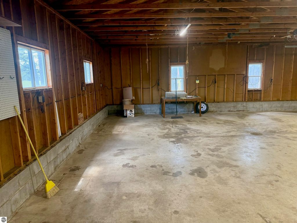 Image 24 of property listing at 2659 N Johnson Road, Weidman, MI 48893