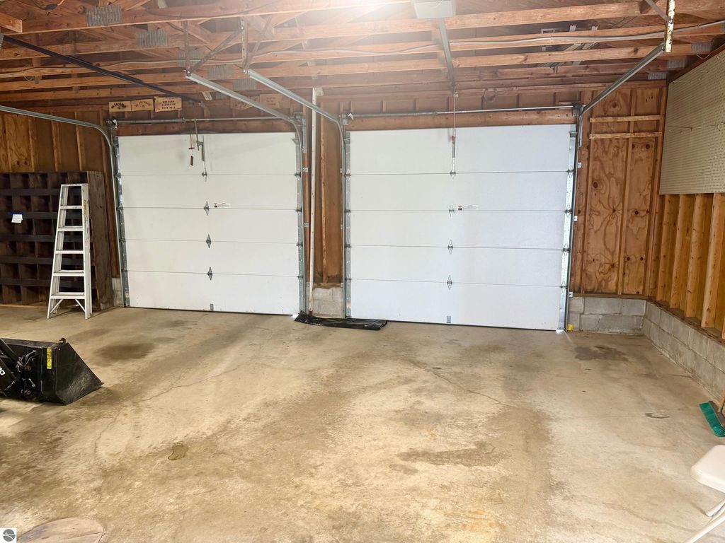 Image 25 of property listing at 2659 N Johnson Road, Weidman, MI 48893