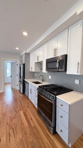 97 Condor Street 5, Boston, MA 02128
