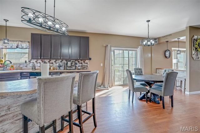 2708 Ambridge Drive, Belleville, IL 62221