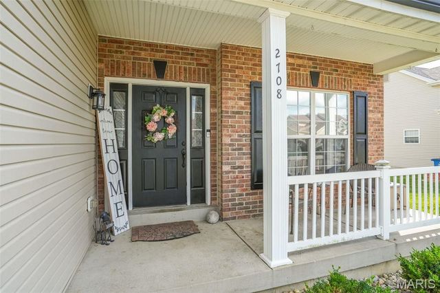 2708 Ambridge Drive, Belleville, IL 62221