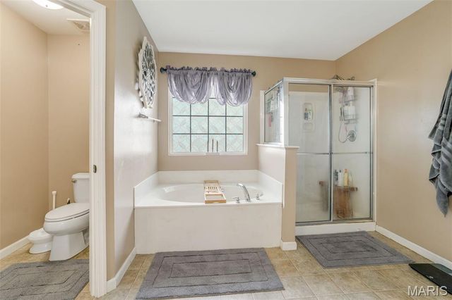 2708 Ambridge Drive, Belleville, IL 62221