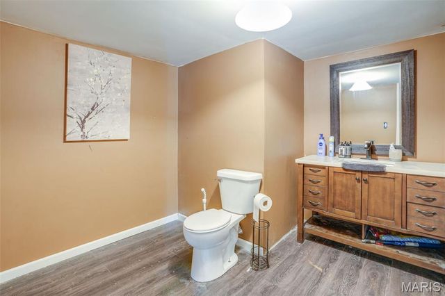2708 Ambridge Drive, Belleville, IL 62221
