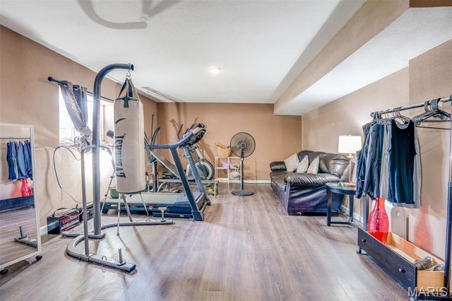 2708 Ambridge Drive, Belleville, IL 62221