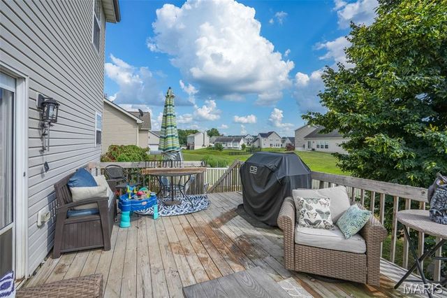 2708 Ambridge Drive, Belleville, IL 62221