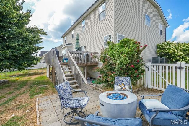 2708 Ambridge Drive, Belleville, IL 62221