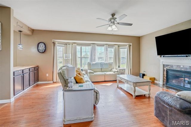 2708 Ambridge Drive, Belleville, IL 62221