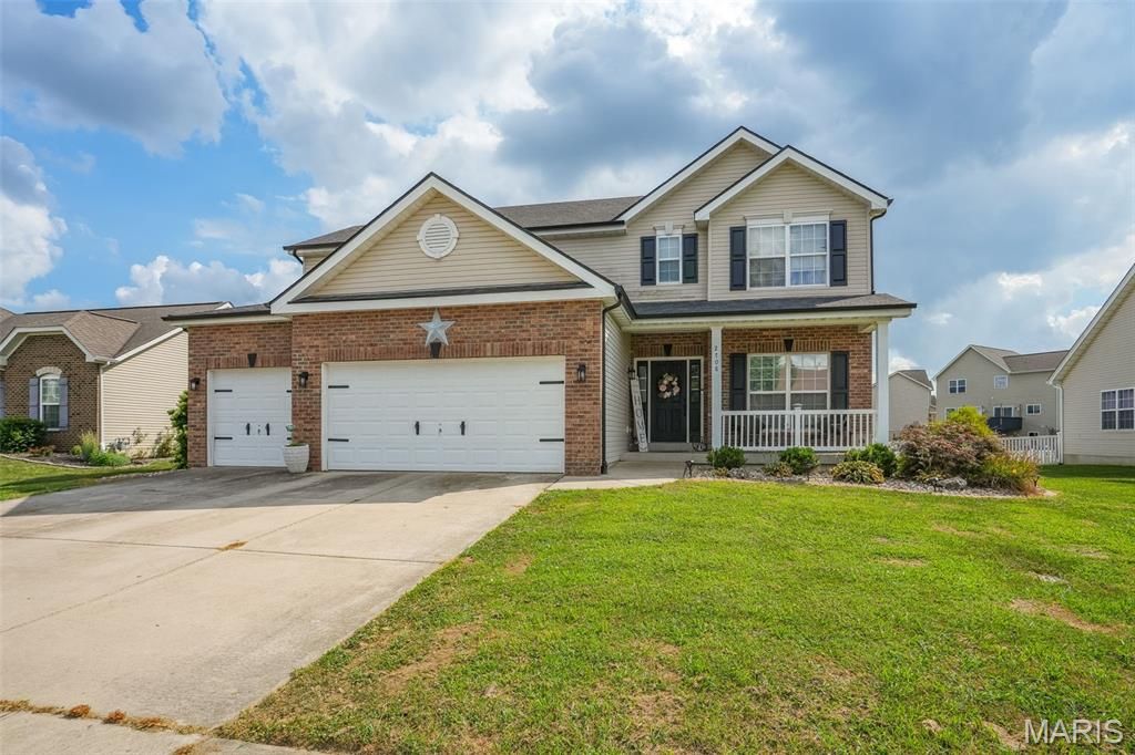 2708 Ambridge Drive, Belleville, IL 62221