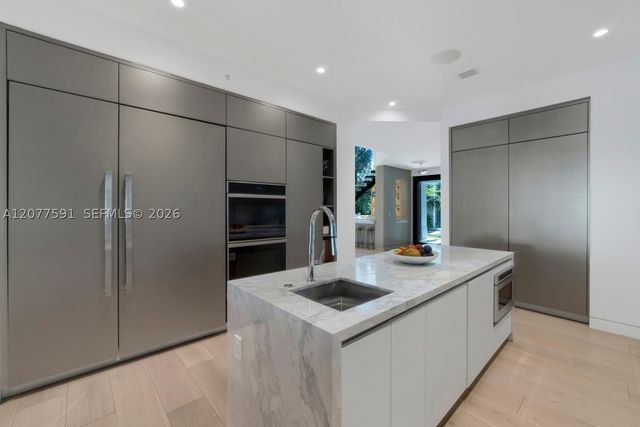 4442 Prairie Ave, Miami Beach, FL 33140