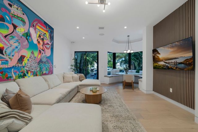 4442 Prairie Ave, Miami Beach, FL 33140