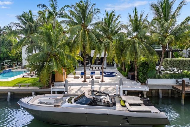 4442 Prairie Ave, Miami Beach, FL 33140