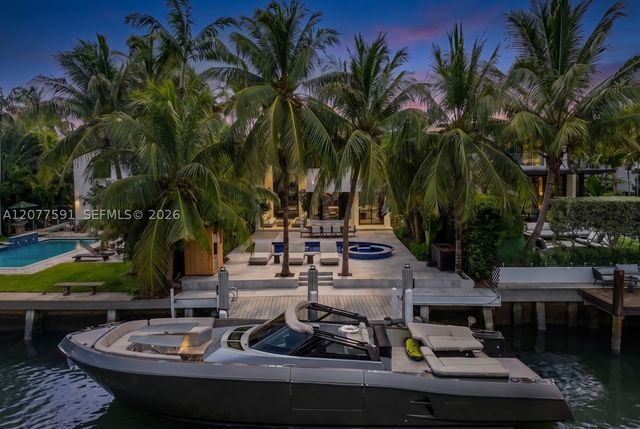 4442 Prairie Ave, Miami Beach, FL 33140