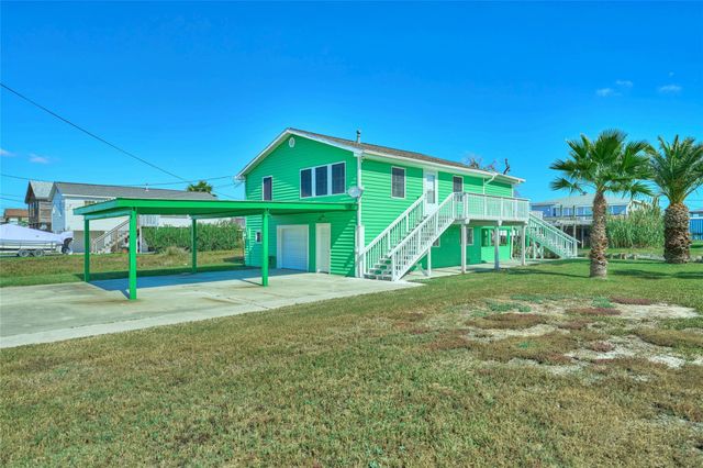 7117 Delesandri Drive, Hitchcock, TX 77563