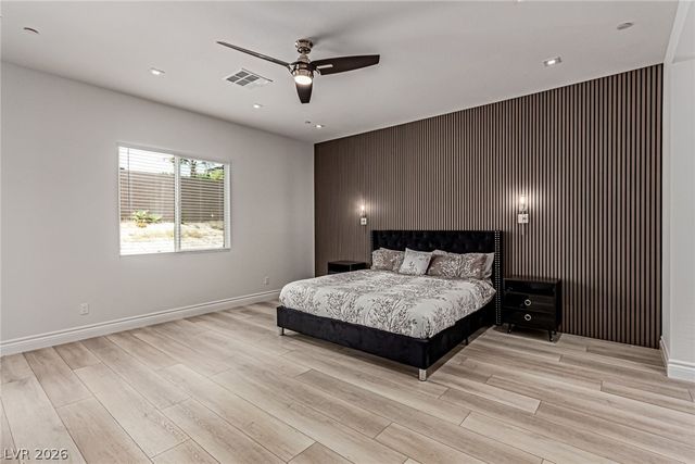 2669 Pioneer Estates Court, Las Vegas, NV 89117