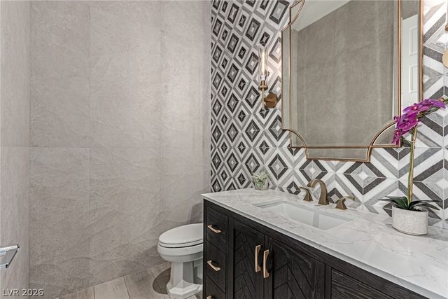 2669 Pioneer Estates Court, Las Vegas, NV 89117