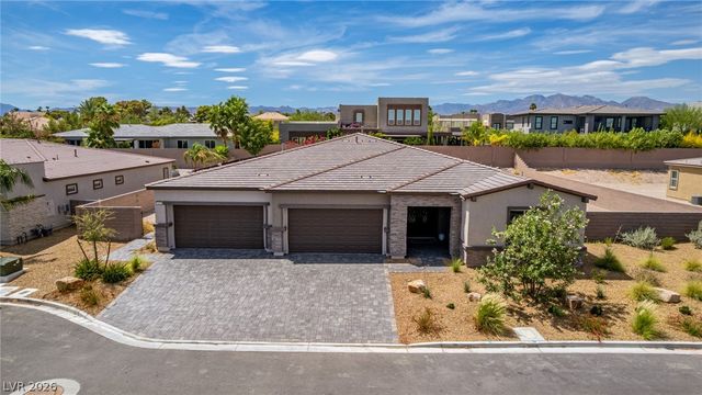 2669 Pioneer Estates Court, Las Vegas, NV 89117