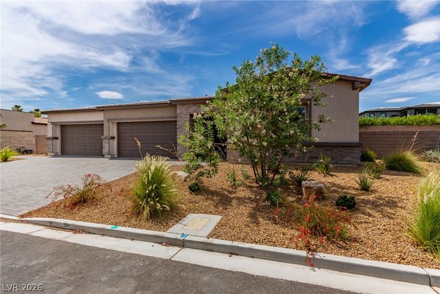 2669 Pioneer Estates Court, Las Vegas, NV 89117