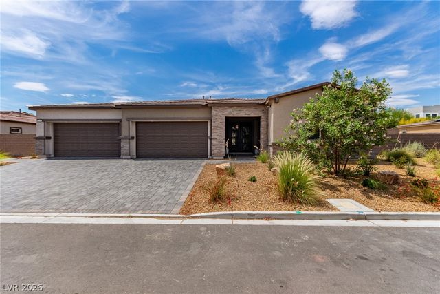 2669 Pioneer Estates Court, Las Vegas, NV 89117