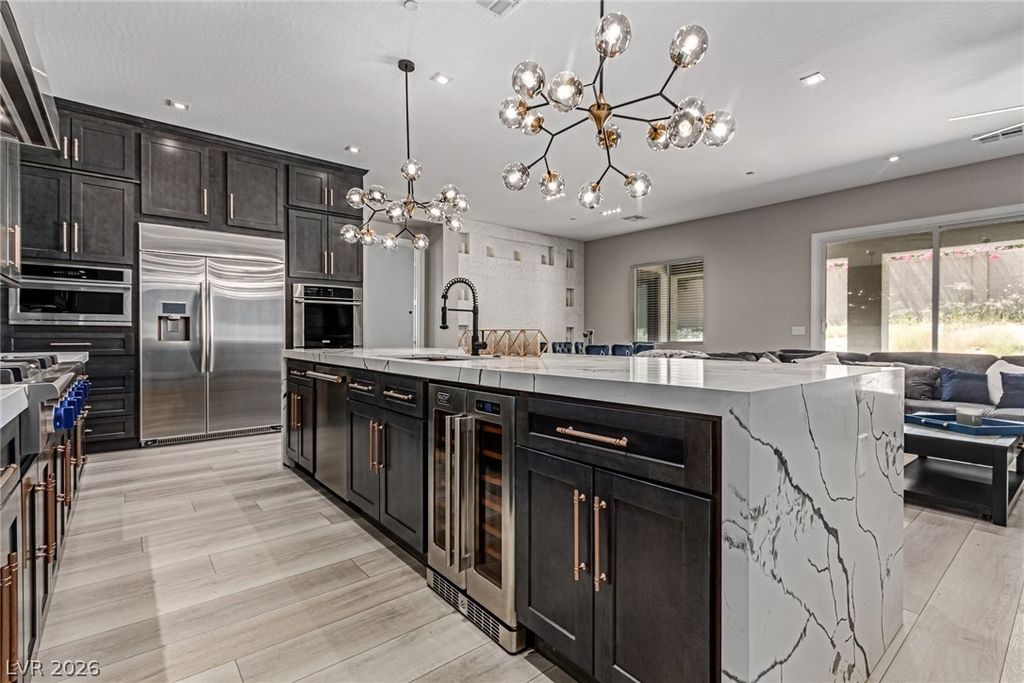 2669 Pioneer Estates Court, Las Vegas, NV 89117