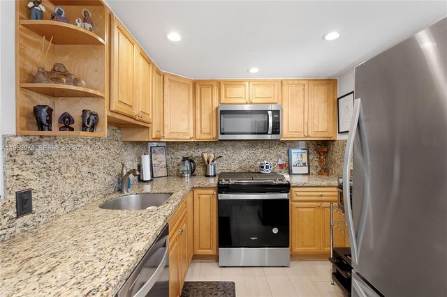 720 Collins Ave 704, Miami Beach, FL 33139