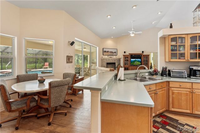 5799 N Oakmont Drive, Beverly Hills, FL 34465