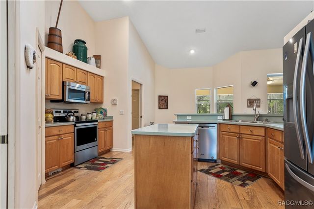 5799 N Oakmont Drive, Beverly Hills, FL 34465