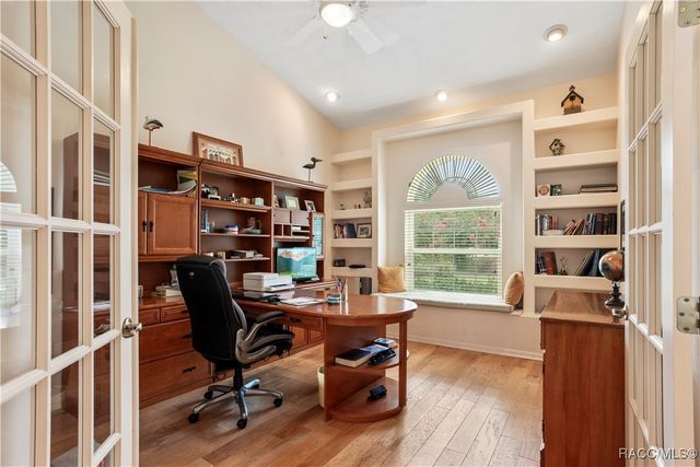 5799 N Oakmont Drive, Beverly Hills, FL 34465