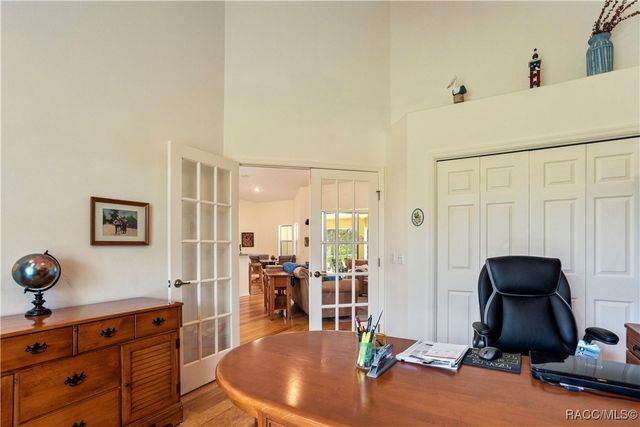 5799 N Oakmont Drive, Beverly Hills, FL 34465